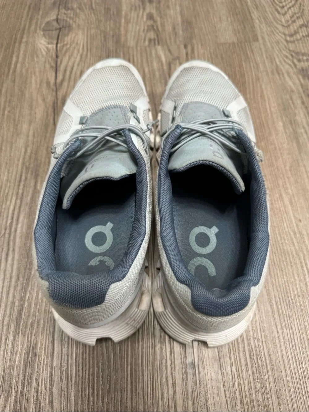 OnCloud cloud 6 women’s size 8